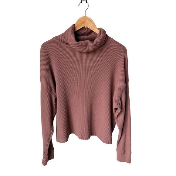 Abercrombie & Fitch Soft A&F Cozy Thermal Waffle Knit Turtle Neck Long Sleeve Sh - Picture 1 of 10